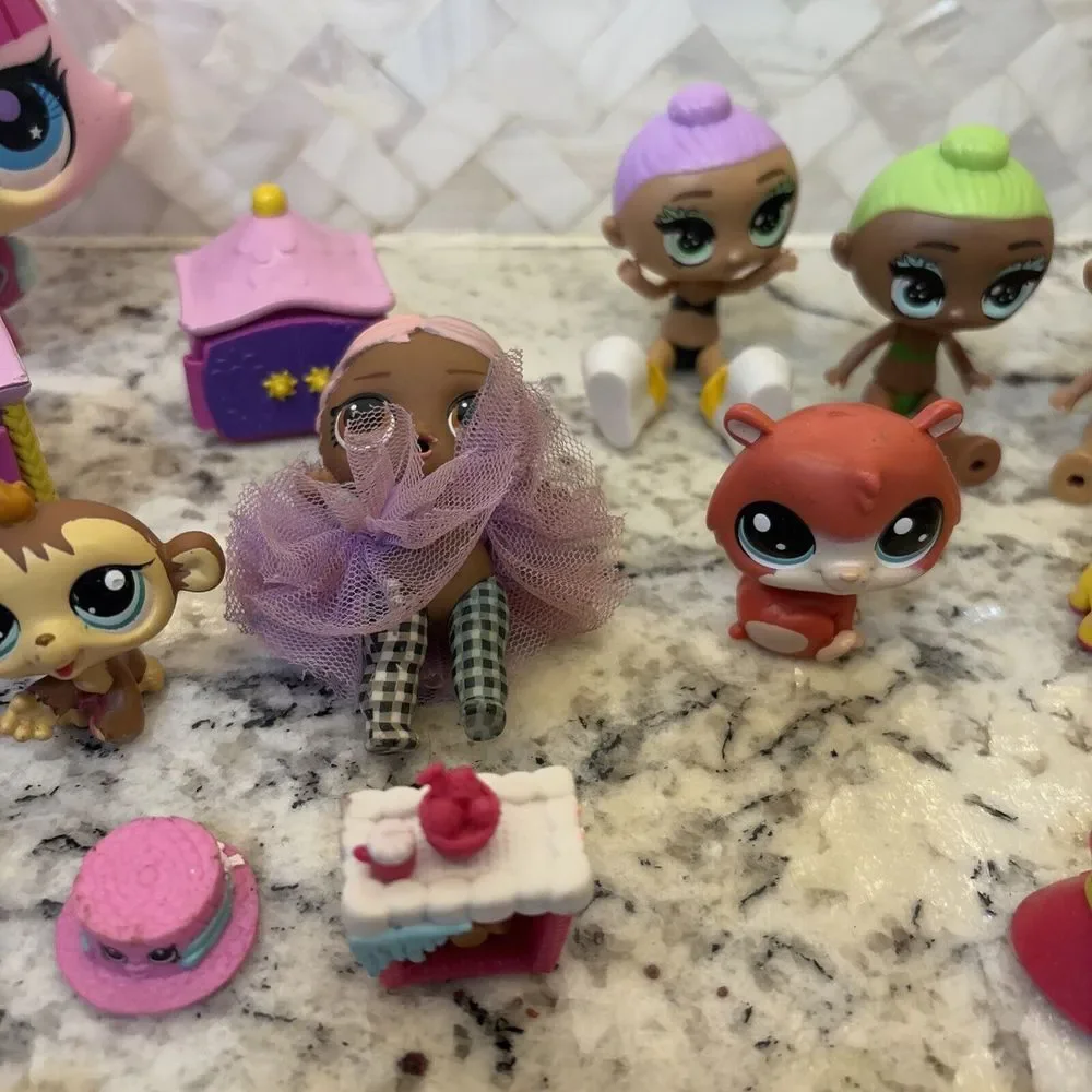 Littlest Pet Shop Lot Shopkins‎ Hatchimals Mini Blume Girl Toy Figures Lot Of 40